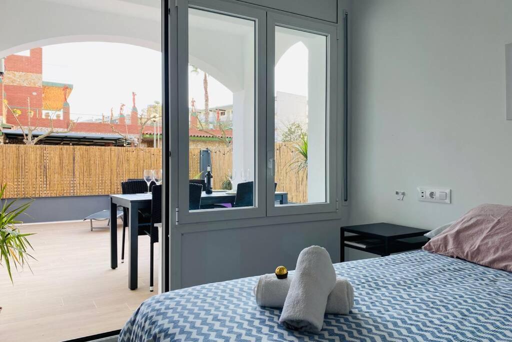 70 M2, Apartamento Cerca De La Playa, Apto Minusvalidos. Roses Kültér fotó